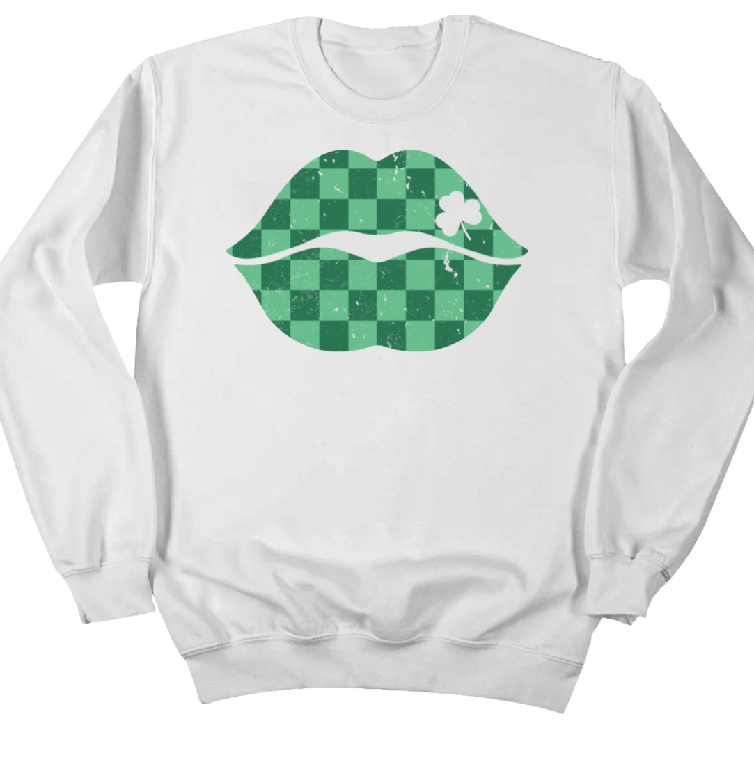 St. Patty's Lips Dressing Festive crewneck white