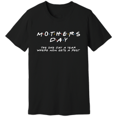Friends With Mom - Dressing Festive